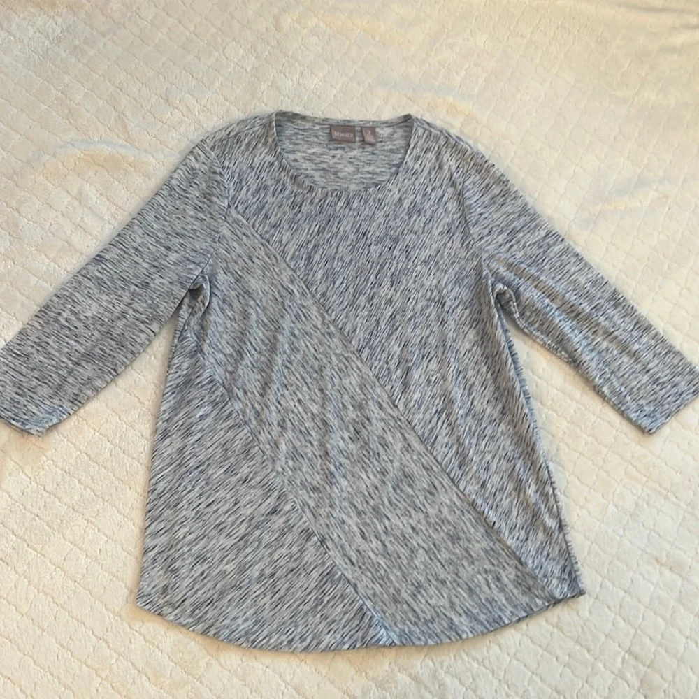 Heathered Chicos long sleeved shirt